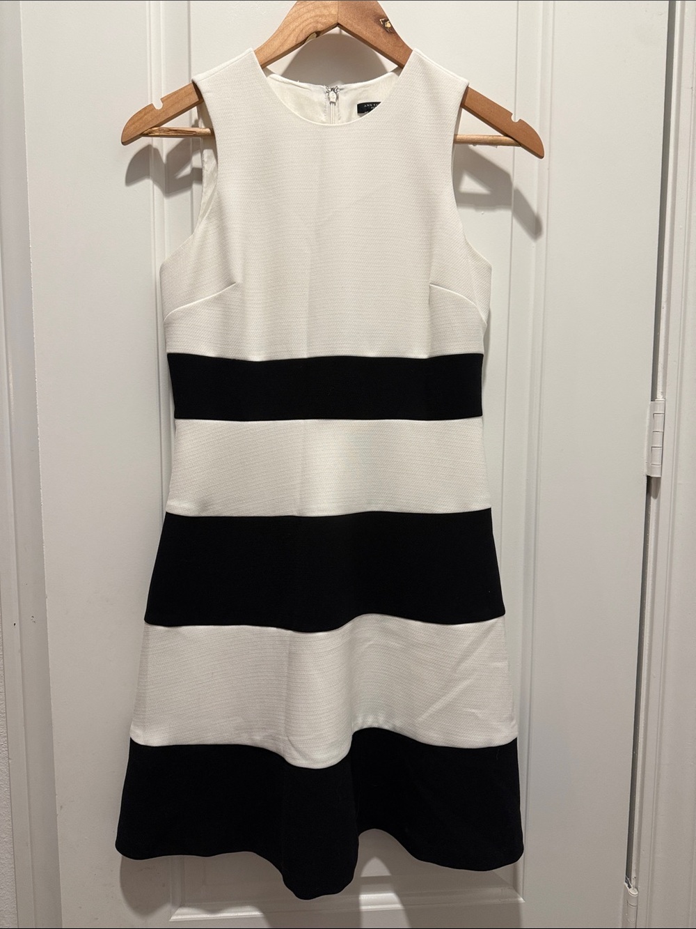 Ann Taylor White and Black Sleeveless Stripe Mini Dress